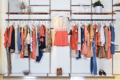 佐色女装店铺形象