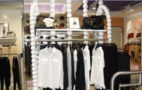 品味缘女装店铺形象