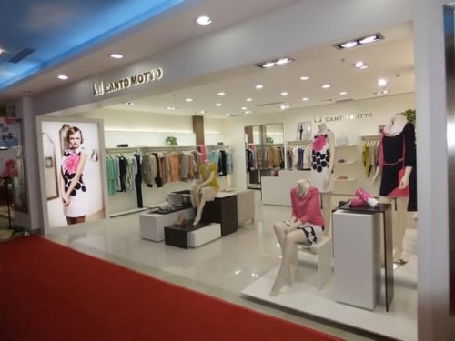 雾道女装店铺展示