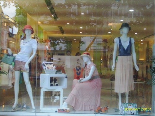 湘湘女孩女装店铺形象