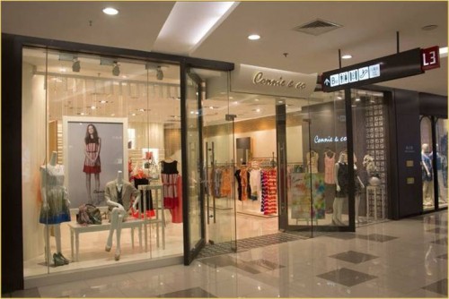 connie&co女装店铺展示