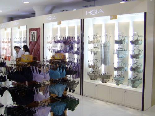 遐内衣店铺形象