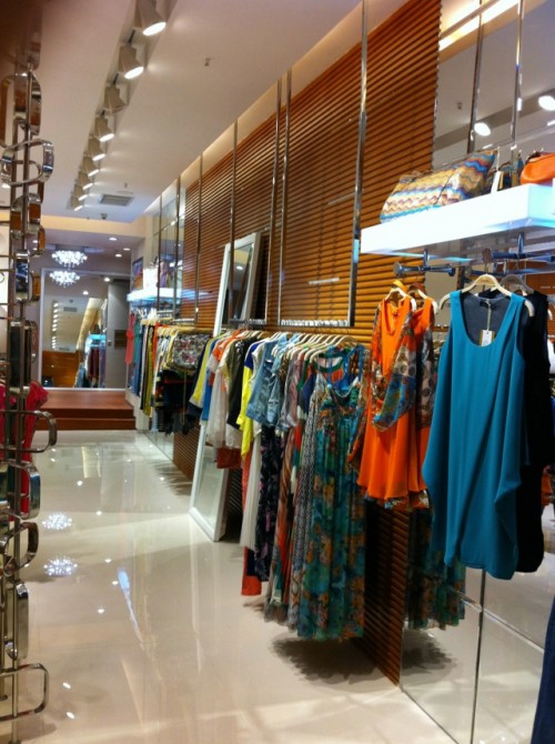 QIAOJOJO女装店铺展示