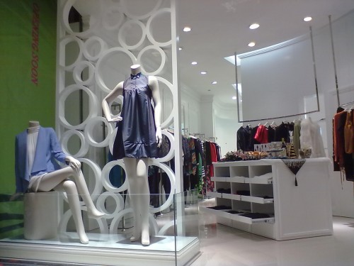 ANTIES女装店铺展示