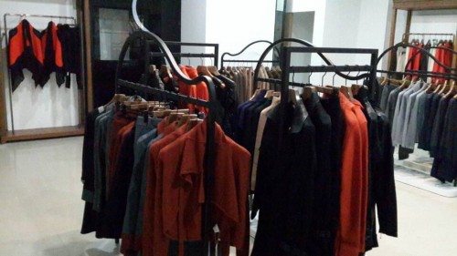 Poterie女装店铺展示