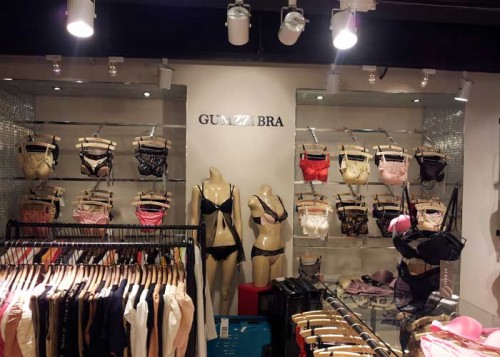 GUMZZI女装店铺形象