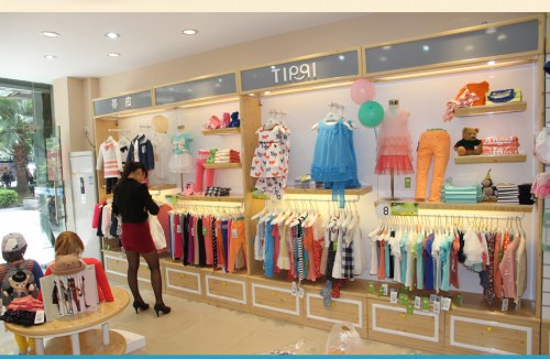 tipqi童装店铺形象