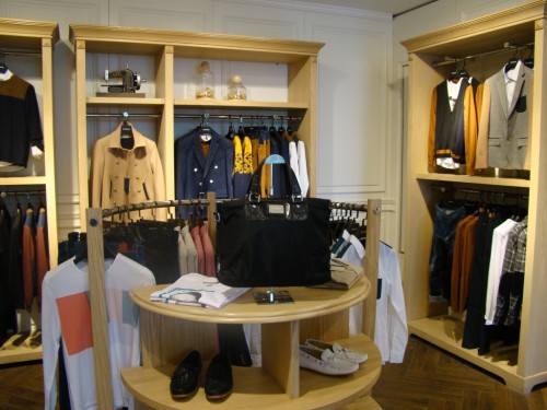 ZUZUK男装店铺展示