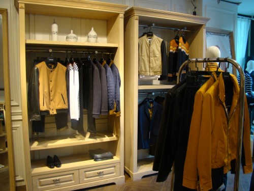 ZUZUK男装店铺展示