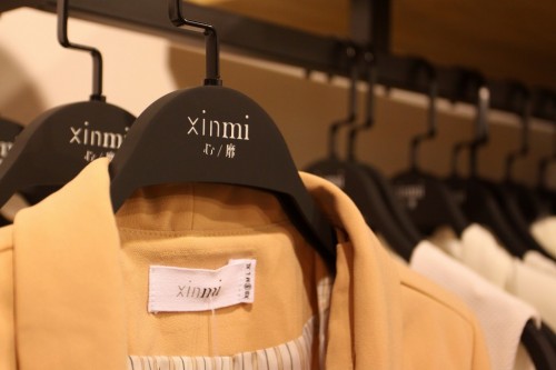 心靡女装店铺展示