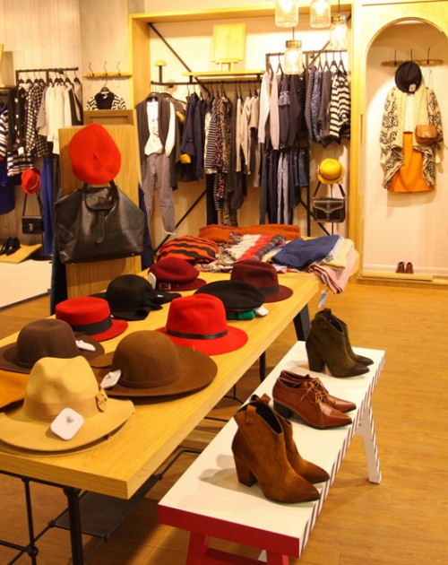 心靡女装店铺形象