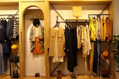 心靡女装店铺形象