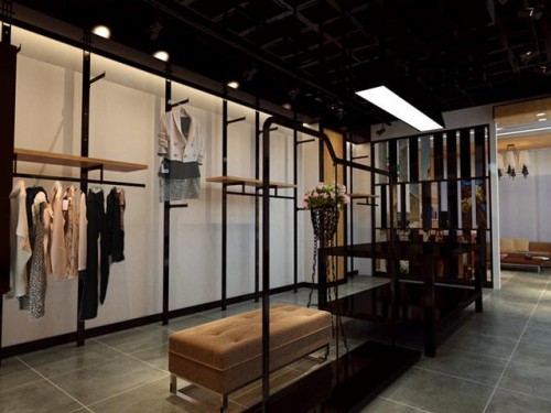 春美多女装店铺形象