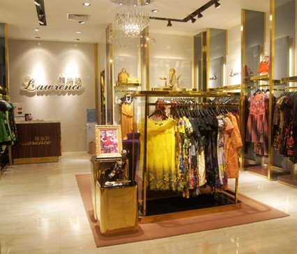 Lawrence女装店铺展示