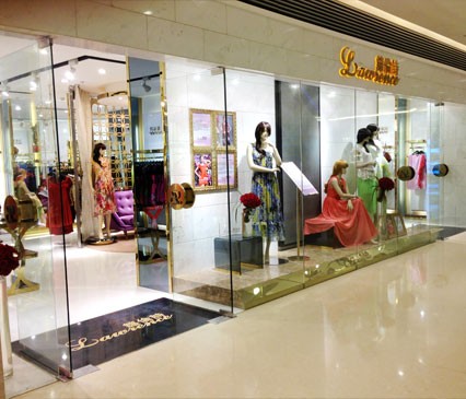 Lawrence女装店铺展示