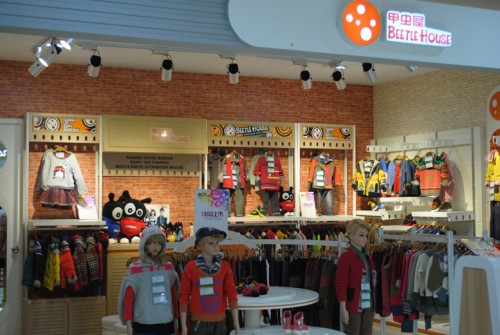 甲虫屋童装店铺展示