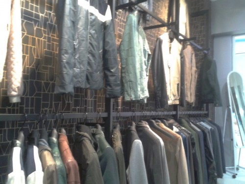 意大利BOCC男装店铺展示