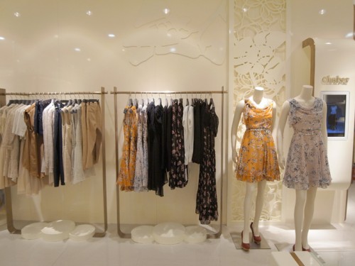 巧帛女装店铺形象