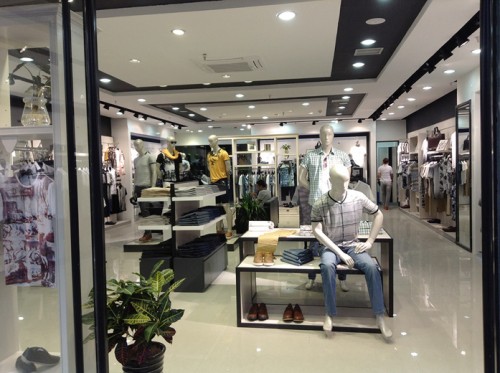 乔治爵士男装店铺展示