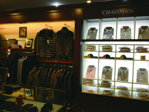 侨蒙男装店铺形象