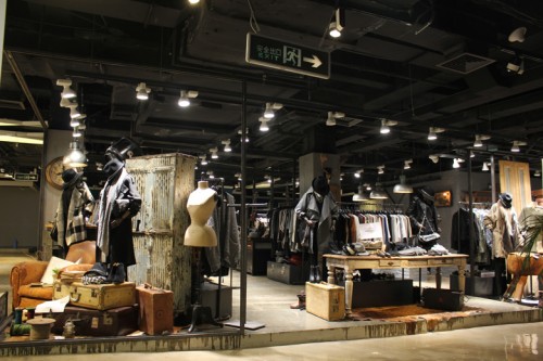 Naning9女装店铺展示