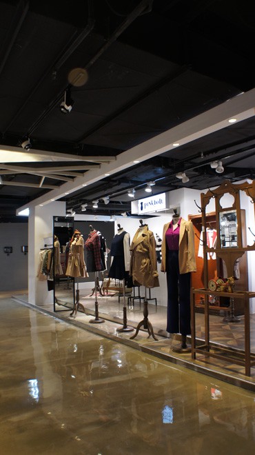 pinkboll女装店铺展示