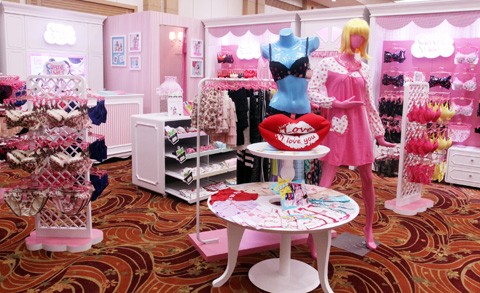 水晶秘密内衣店铺展示