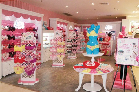 水晶秘密内衣店铺展示