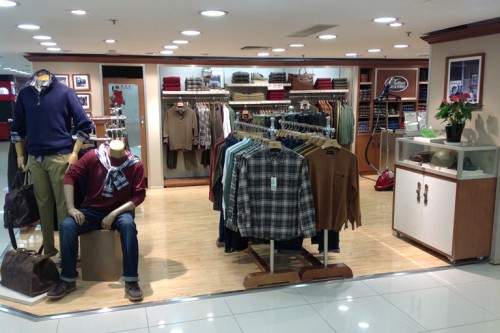 弗邦行休闲装店铺形象