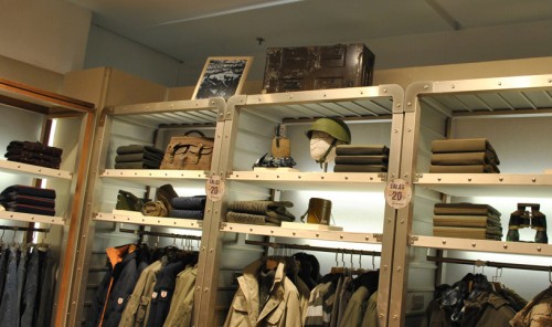 弗邦行休闲装店铺形象