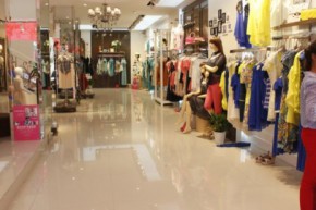 品牌折扣女装店铺