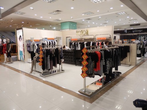 亨奴女装店铺形象