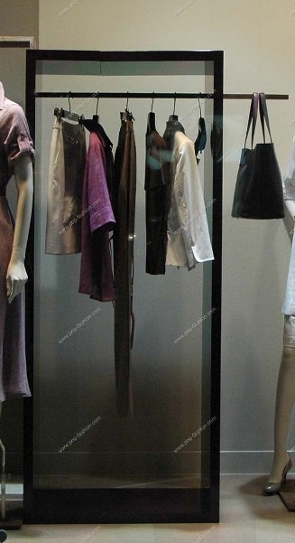 欧丝蒂雅文女装店铺形象