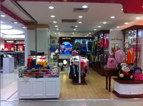 哈乐猴童装店铺形象