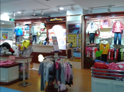 哈乐猴童装店铺形象