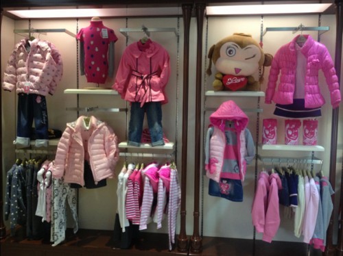 哈乐猴童装店铺形象