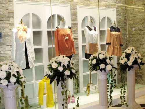 丽芮女装店铺形象