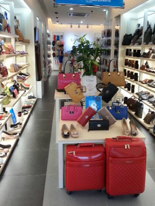丹比奴女包店铺形象