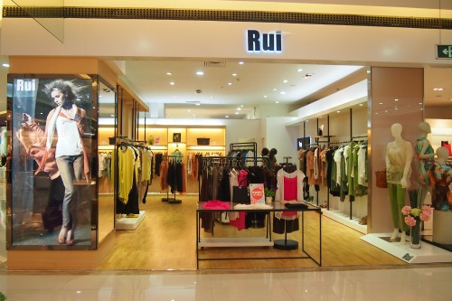 芮女装店铺展示
