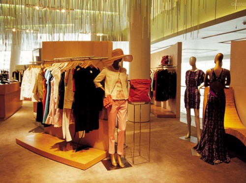 法爱格女装店铺展示