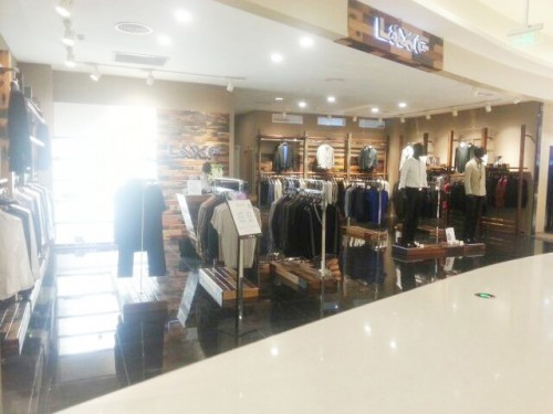 罗马伦萨男装店铺形象