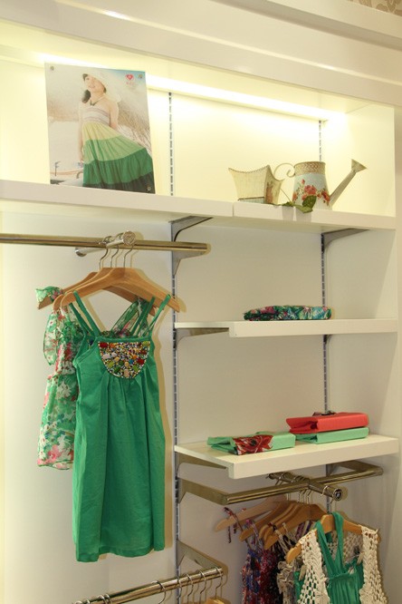 米芝儿童装店铺展示