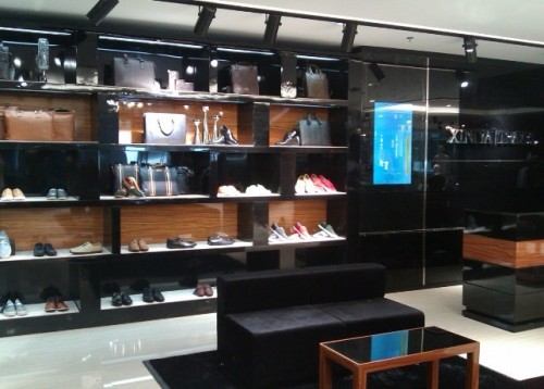 希尼亚男装店铺形象