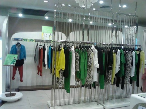 瑞玫尔女装店铺形象