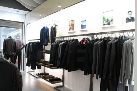 卡希斯伦男装店铺展示
