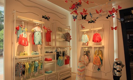 铅笔俱乐部 童装店铺形象