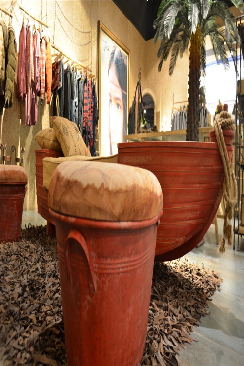 拓谷女装店铺展示