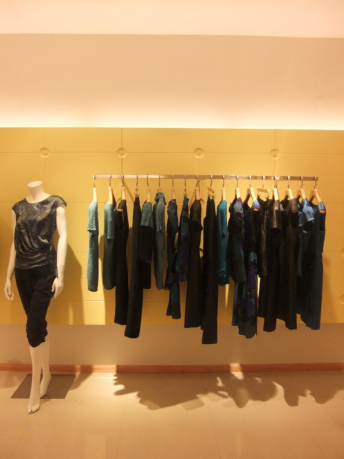 玛洛恩妮女装店铺形象