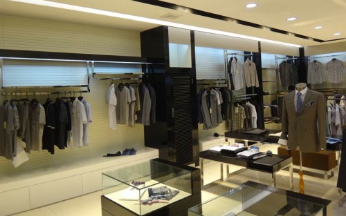 柯蒂尼男装店铺展示
