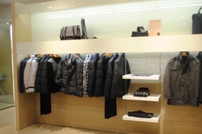 卡帝乐鳄鱼店铺